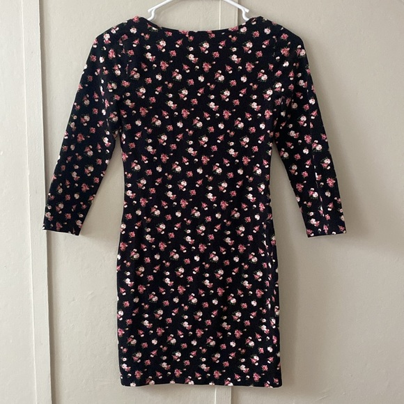 Forever 21 Black Floral Bodycon Dress, Size Small - Picture 2 of 4